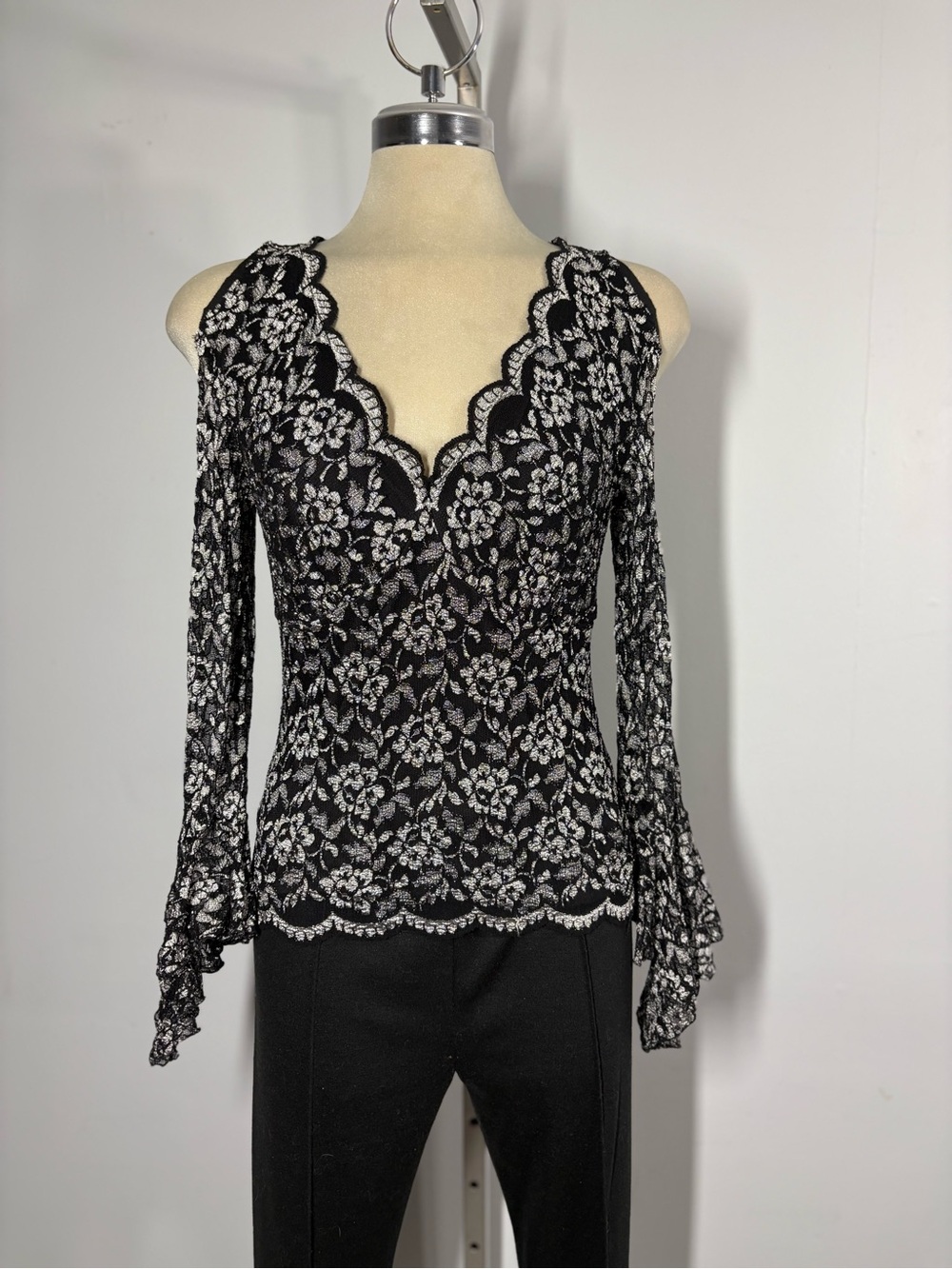 Black & White Lace Cold-Shoulder V-Neck Blouse